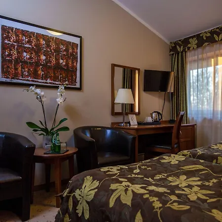 Farmona Business & Hotel Krakov