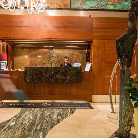 Farmona Business & מלון קרקוב