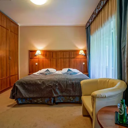 Farmona Business & Hotel 3*