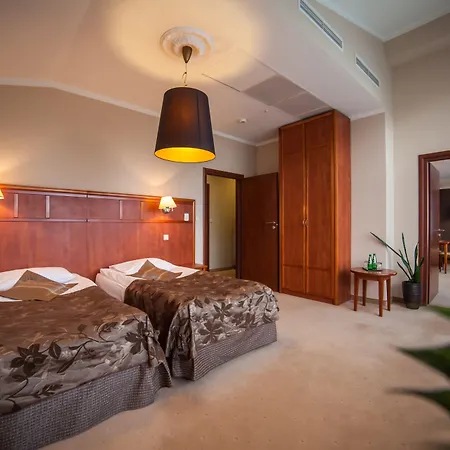 Farmona Business & Krasków