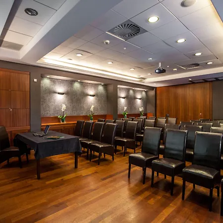 Farmona Business & 3*