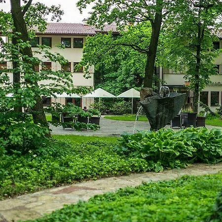 Farmona Business&spa 3* Krakau