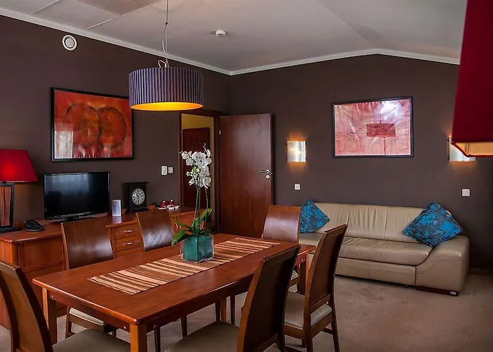 Hotel Farmona Business &