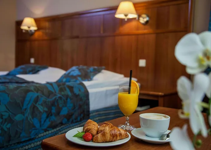 Farmona Business & 3*