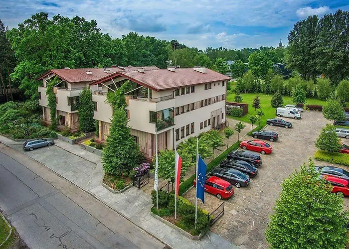 Farmona Business & 3*