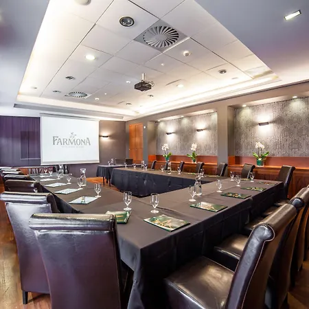 파르모나 비즈니스&스파 호텔 3*